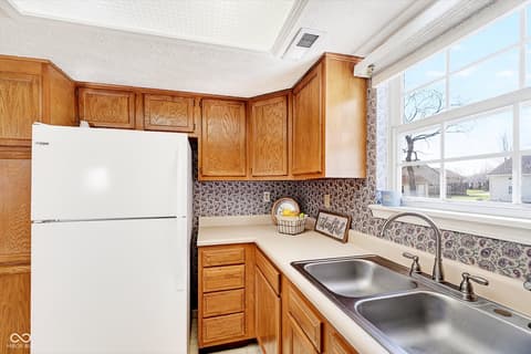Photo of 5541 Allison Way, Noblesville, IN