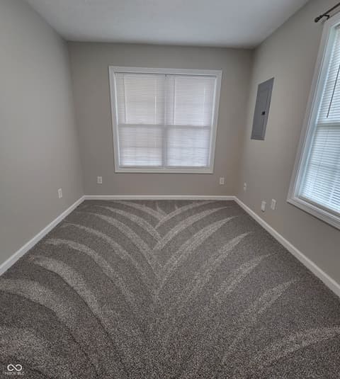 Photo of 739 E Pike Street, Martinsville, IN