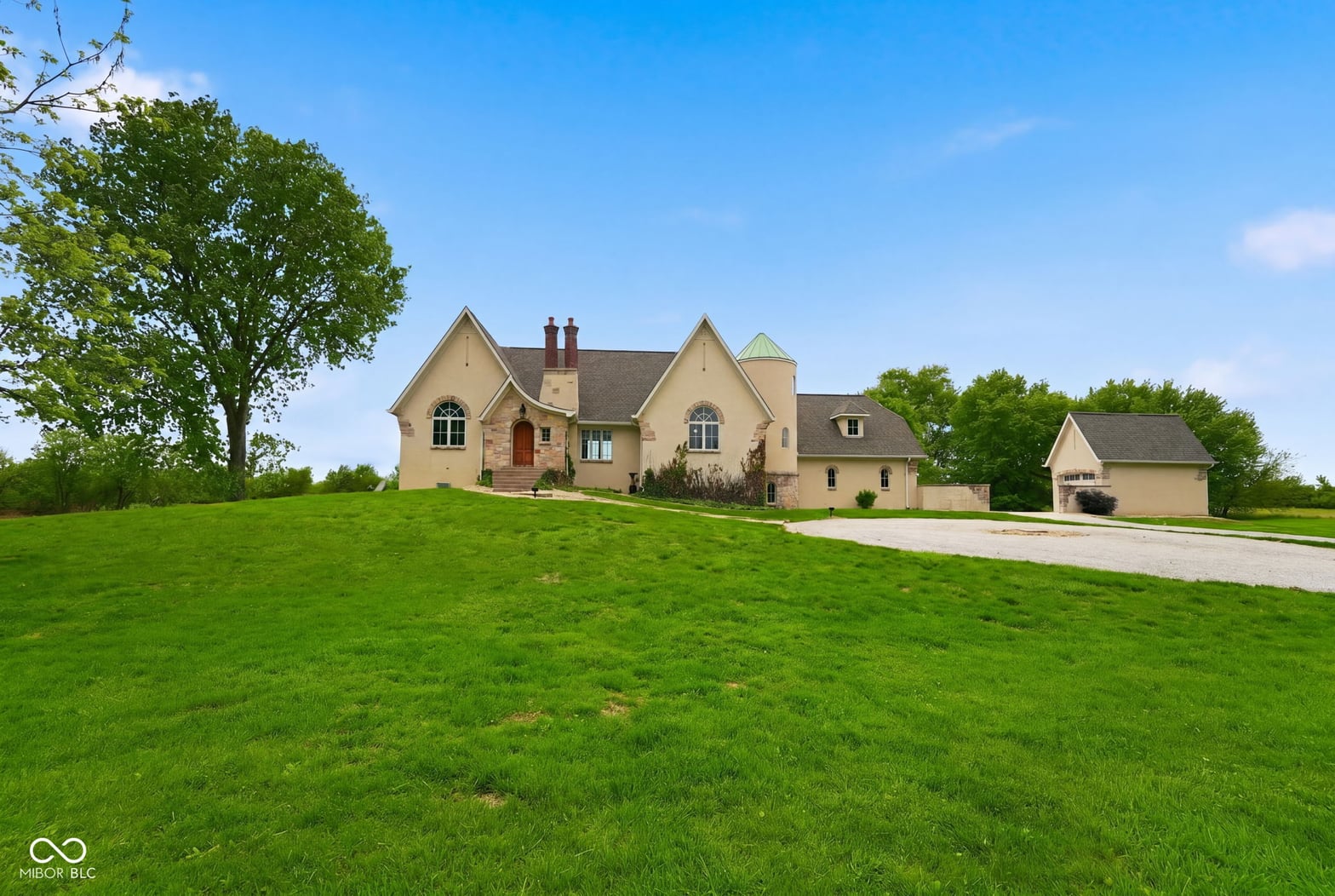 Photo of 1646 E 600 N, Whiteland, IN