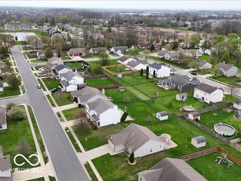 Aerial view at 8625 Baypointe Drive, Avon, IN