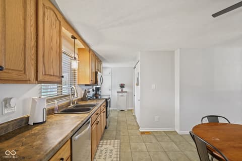 Photo of 1051 Elm Street, Greenwood, IN