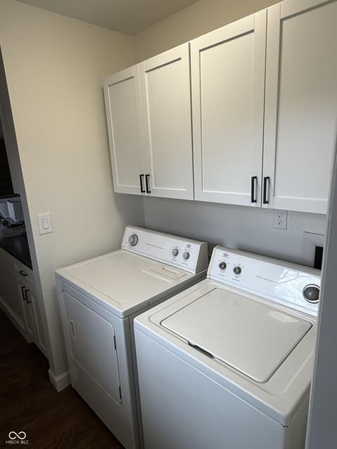 Photo of 301 Meadow Drive, Greenwood, IN