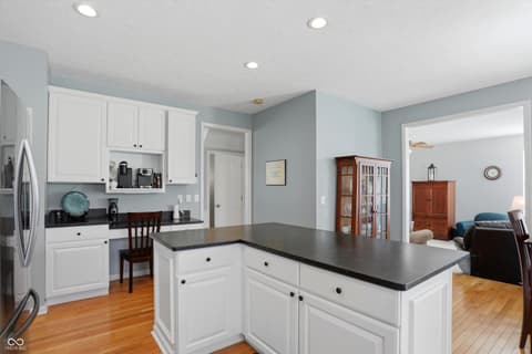 Photo of 7732 Prairie View Drive, Indianapolis, IN