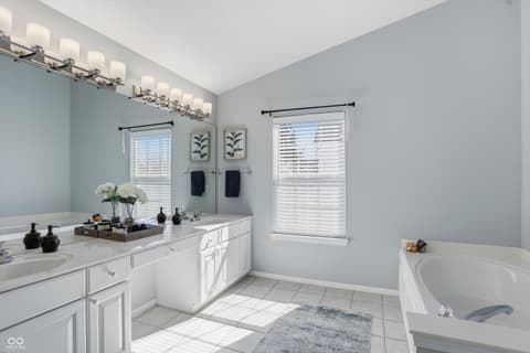 Photo of 7732 Prairie View Drive, Indianapolis, IN
