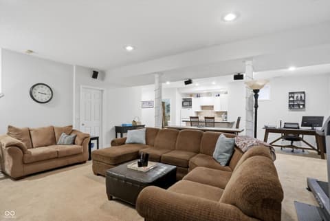 Photo of 7732 Prairie View Drive, Indianapolis, IN