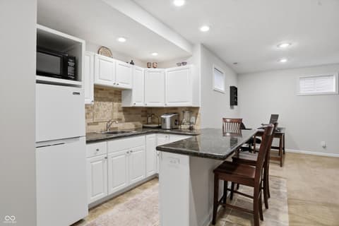 Photo of 7732 Prairie View Drive, Indianapolis, IN