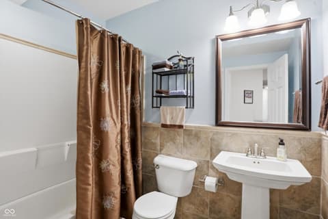 Photo of 7732 Prairie View Drive, Indianapolis, IN