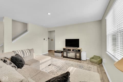 Photo of 275 Lucky Hat Lane, Danville, IN
