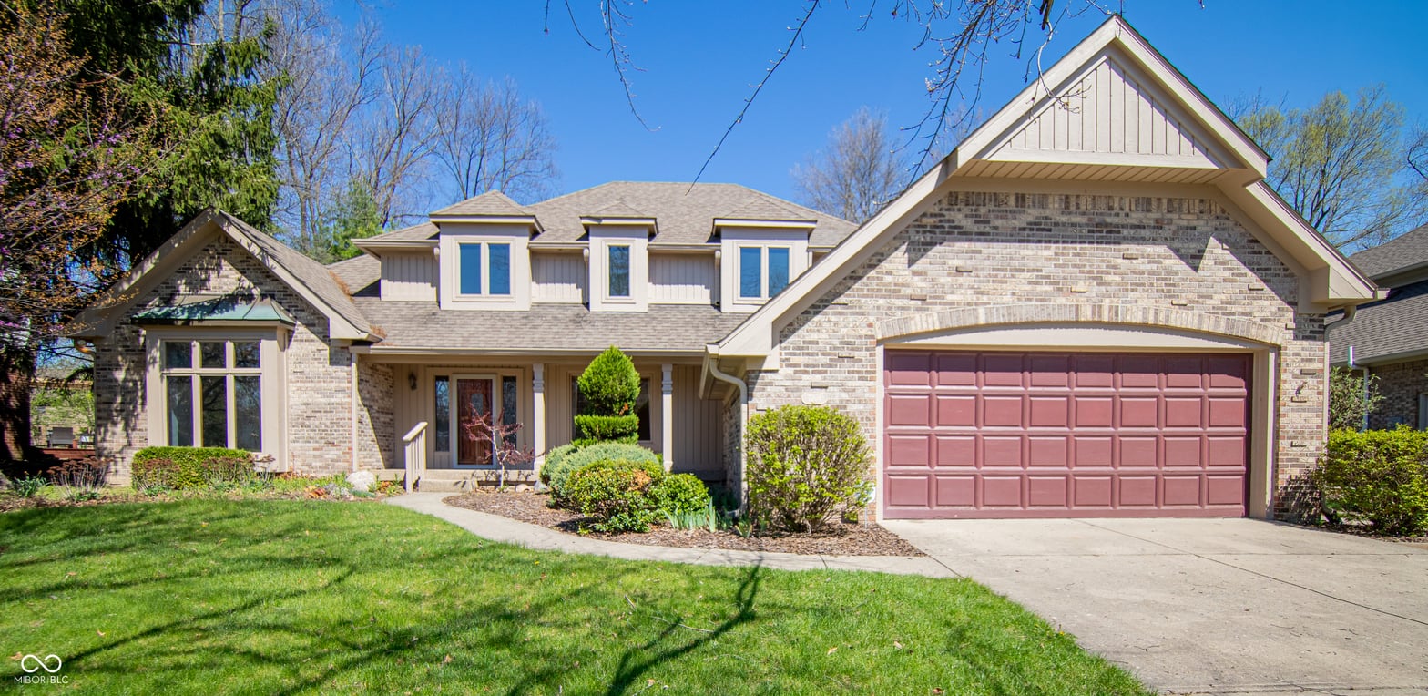 Front exterior at 7204 Oak Cove Lane, Noblesville, IN