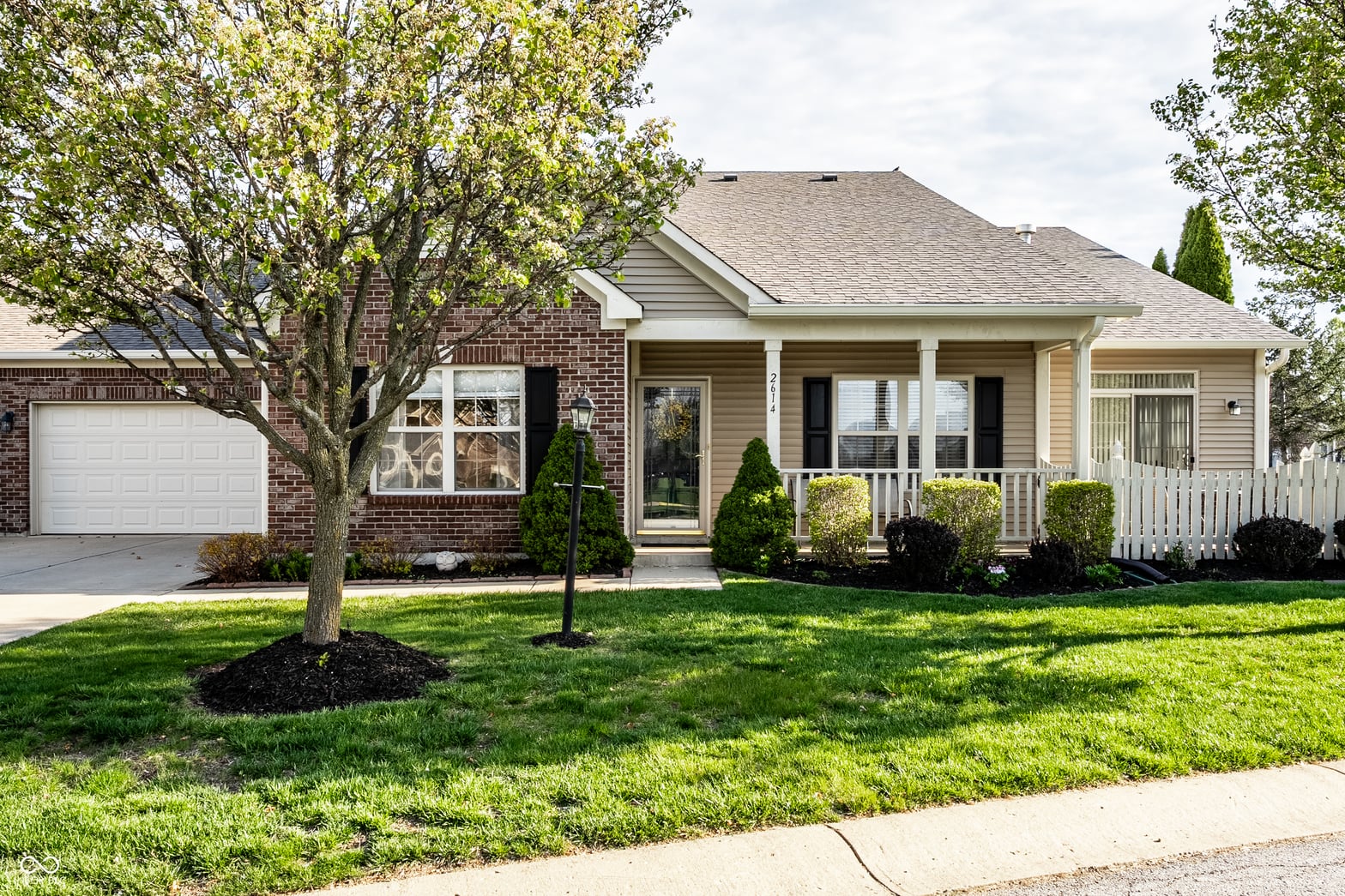 Photo of 2614 Oneida Lane, Indianapolis, IN