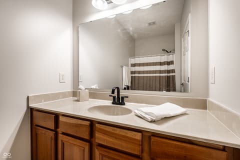 Photo of 2614 Oneida Lane, Indianapolis, IN