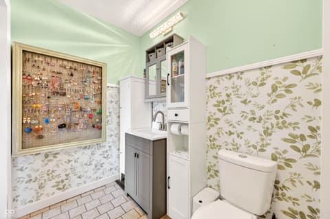 Primary bathroom at 5230 Yellowwood Drive, Columbus, IN