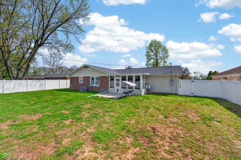 Photo of 5230 Yellowwood Drive, Columbus, IN
