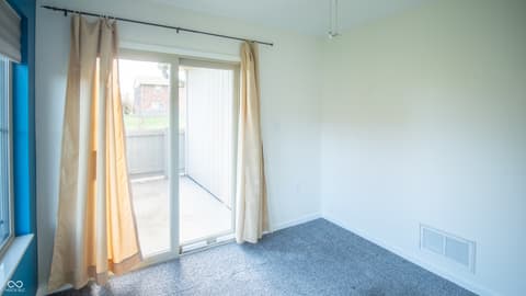 Bonus room at 7705 Briarstone Drive, Indianapolis, IN