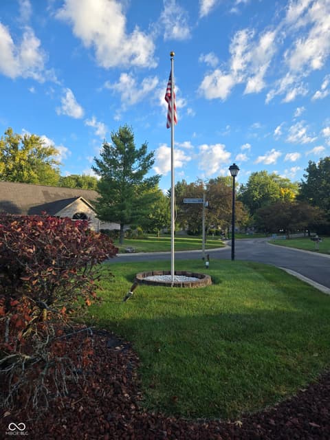 Community — 7705 Briarstone Drive, Indianapolis, IN