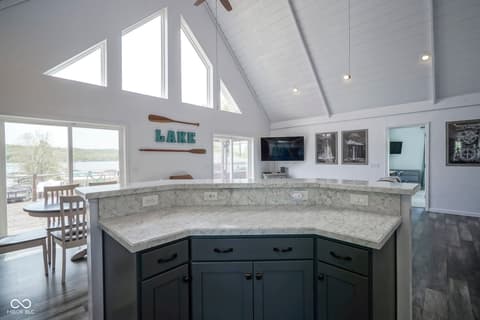 Photo of 9550 E Northshore Drive, Unionville, IN