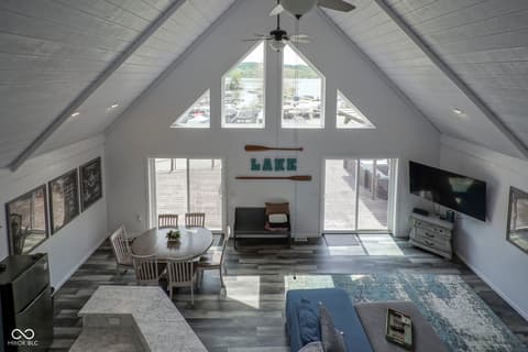 Photo of 9550 E Northshore Drive, Unionville, IN