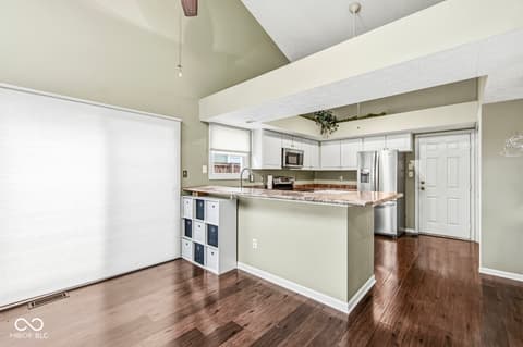 Photo of 10758 Pimlico Circle, Carmel, IN