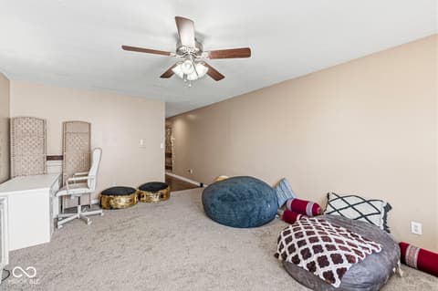 Photo of 979 Glenmore Trail, Brownsburg, IN