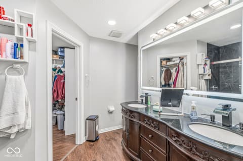 Photo of 979 Glenmore Trail, Brownsburg, IN