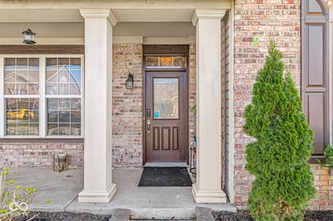 Photo of 979 Glenmore Trail, Brownsburg, IN