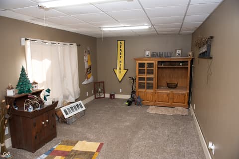 Game Room — 501 S Us Highway 41, Williamsport, IN