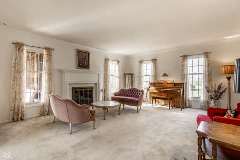 Living room at 5510 W Bethel Avenue, Muncie, IN