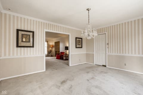 Dining room at 5510 W Bethel Avenue, Muncie, IN