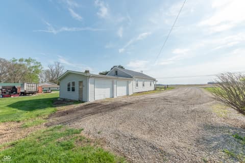 Photo of 728 N 650 E, Columbus, IN