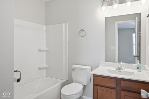Photo of 5618 Congressional Place, Indianapolis, IN