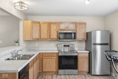 Photo of 5618 Congressional Place, Indianapolis, IN