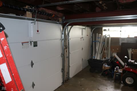 Garage at 1266 N Morgantown Road, Greenwood, IN