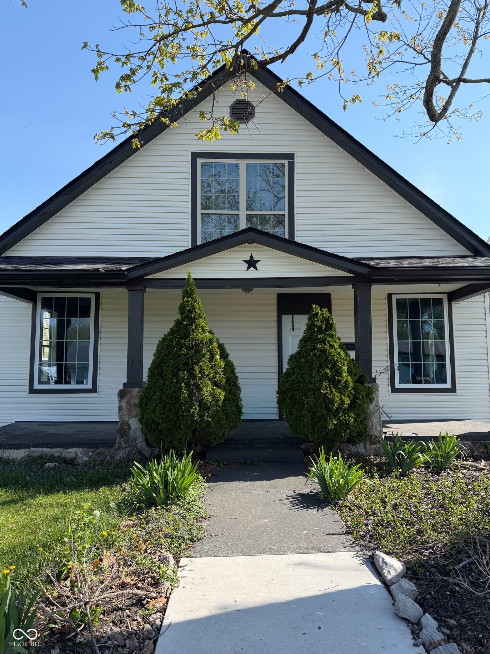 Front exterior at 620 N Elm Street, North Vernon, IN