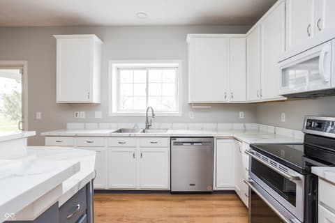Kitchen at 7820 Highland Park Drive, Brownsburg, IN