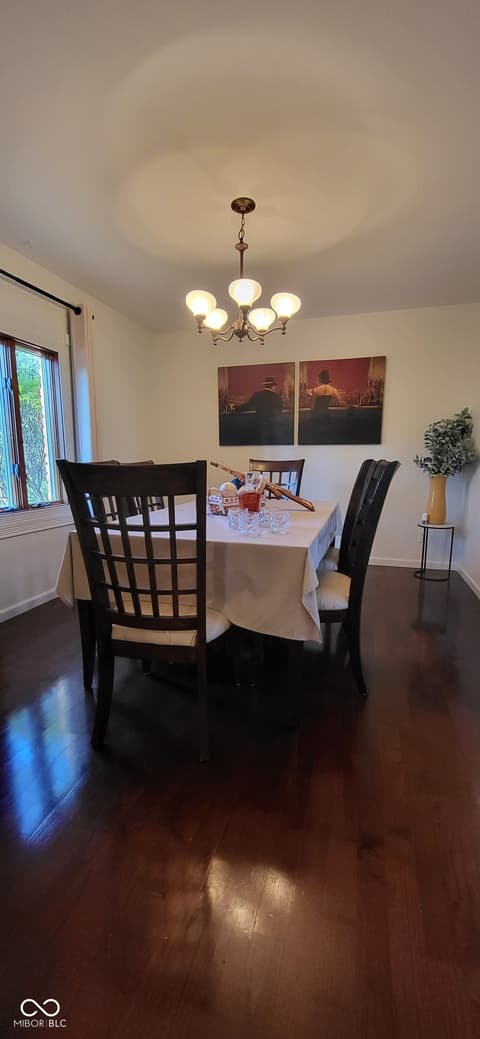 Dining room at 3235 Citadel Court, Indianapolis, IN