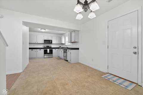 Photo of 17902 Sanibel Circle, Westfield, IN