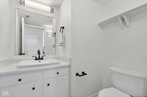 Photo of 17902 Sanibel Circle, Westfield, IN