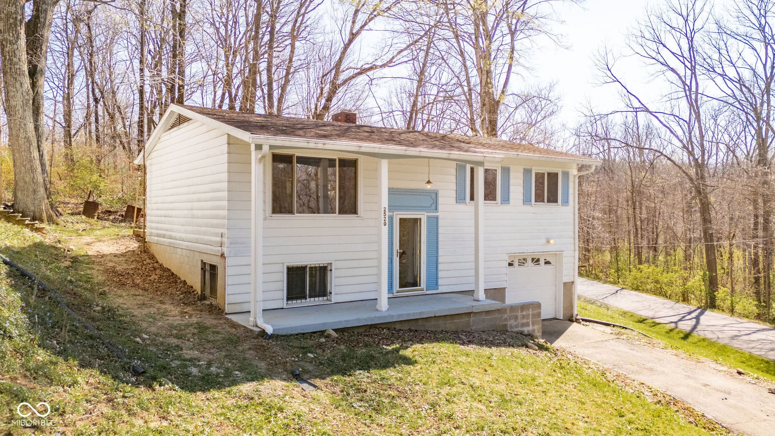 Photo of 2529 E Ridgewood Street, New Castle, IN