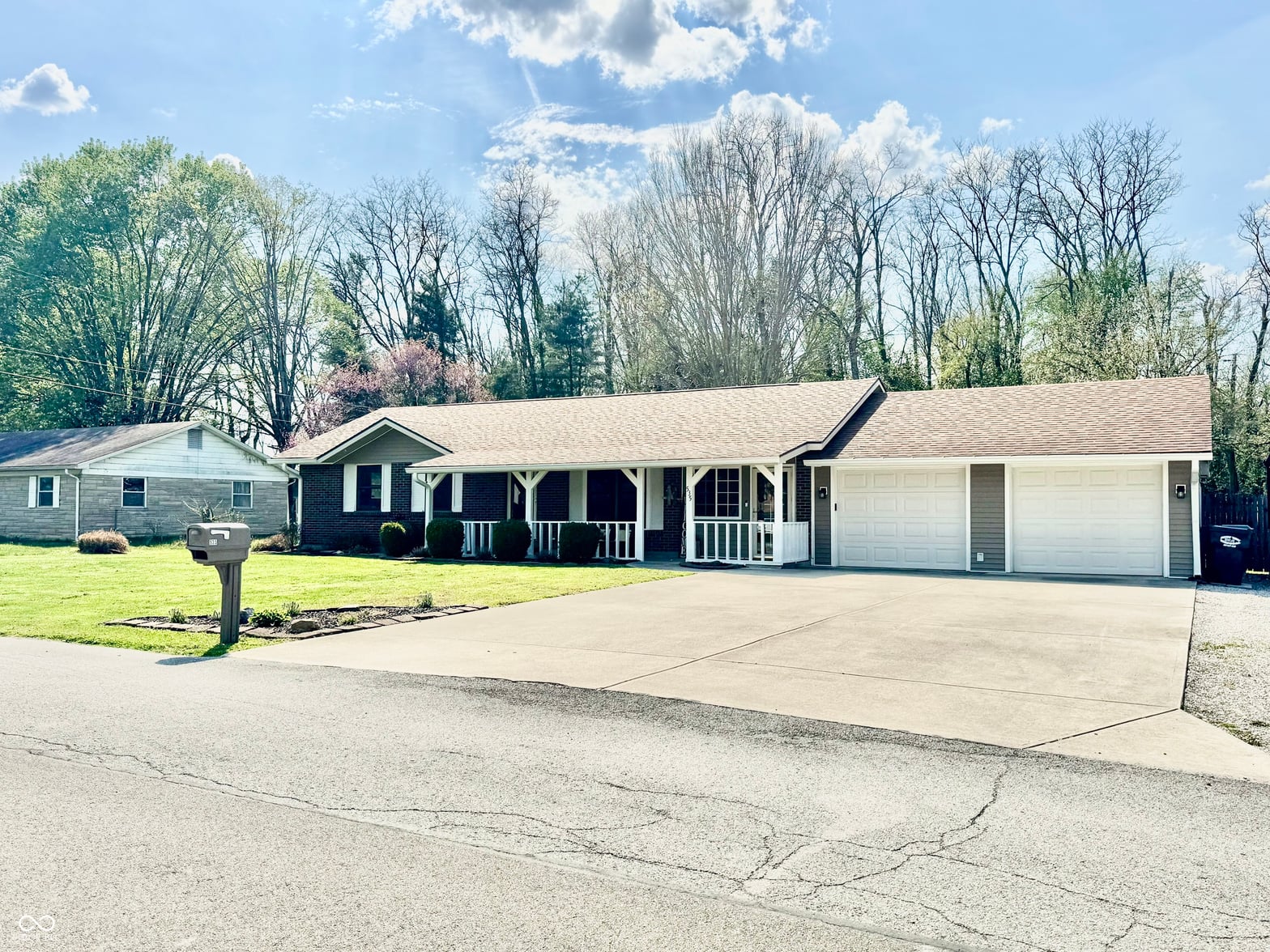 Photo of 535 Everling Drive, Morgantown, IN
