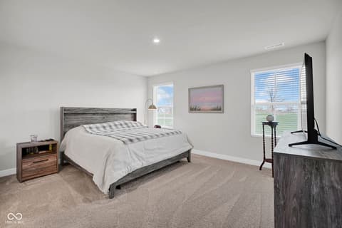 Photo of 959 Independence Drive, Edinburgh, IN