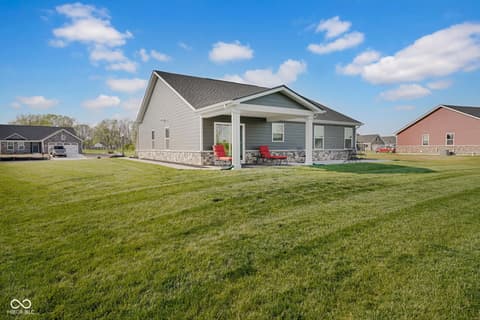 Photo of 959 Independence Drive, Edinburgh, IN
