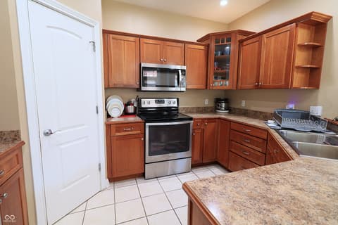 Photo of 8605 Shamrock Lane, Yorktown, IN