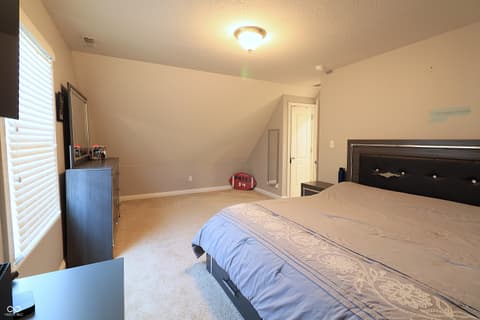 Photo of 8605 Shamrock Lane, Yorktown, IN