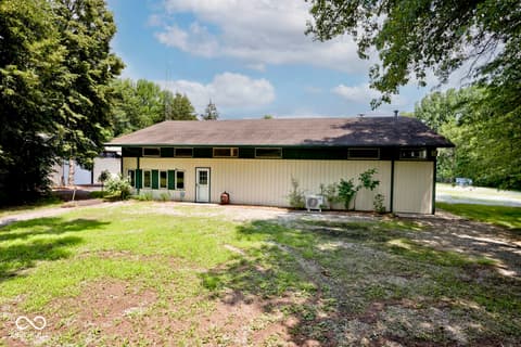 Photo of 7504 W 600 S, New Palestine, IN