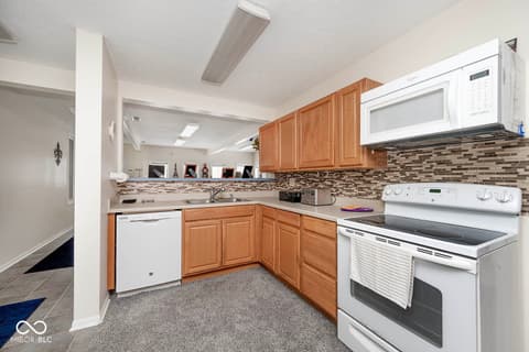 Photo of 7504 W 600 S, New Palestine, IN