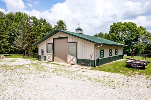 Photo of 7504 W 600 S, New Palestine, IN