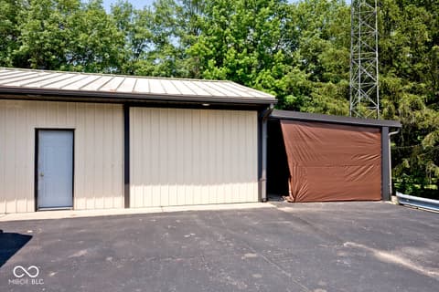 Photo of 7504 W 600 S, New Palestine, IN