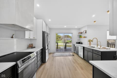 Photo of 1209 S Hearthstone Court, Bloomington, IN