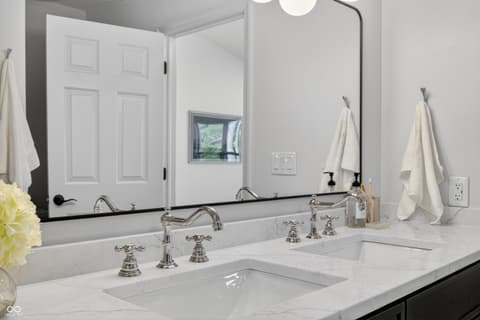 Photo of 1209 S Hearthstone Court, Bloomington, IN