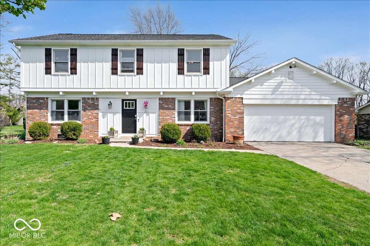 Photo of 231 Aspen Way, Noblesville, IN